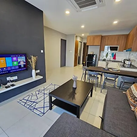 Lovely Podium Cityview 3Bedroom With Pool A1 Kuching Exterior photo