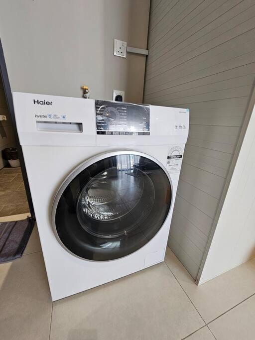 Apartment Lovely Podium Cityview 3bedroom With Pool A1