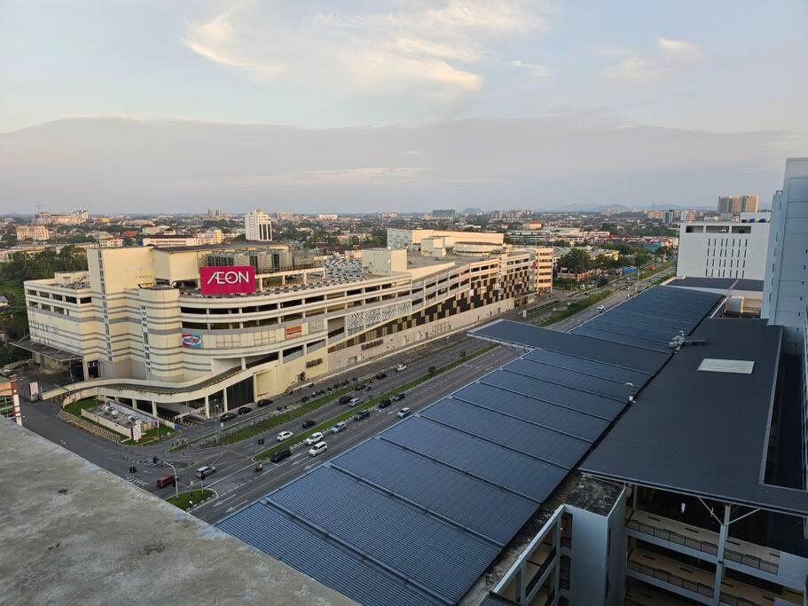 Lovely Podium Cityview 3bedroom With Pool A1 * Kuching