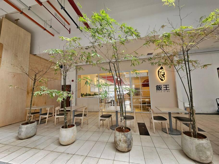 Lovely Podium Cityview 3bedroom With Pool A1 Kuching